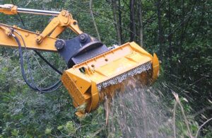 JCB Измельчитель деревьев (мульчер)